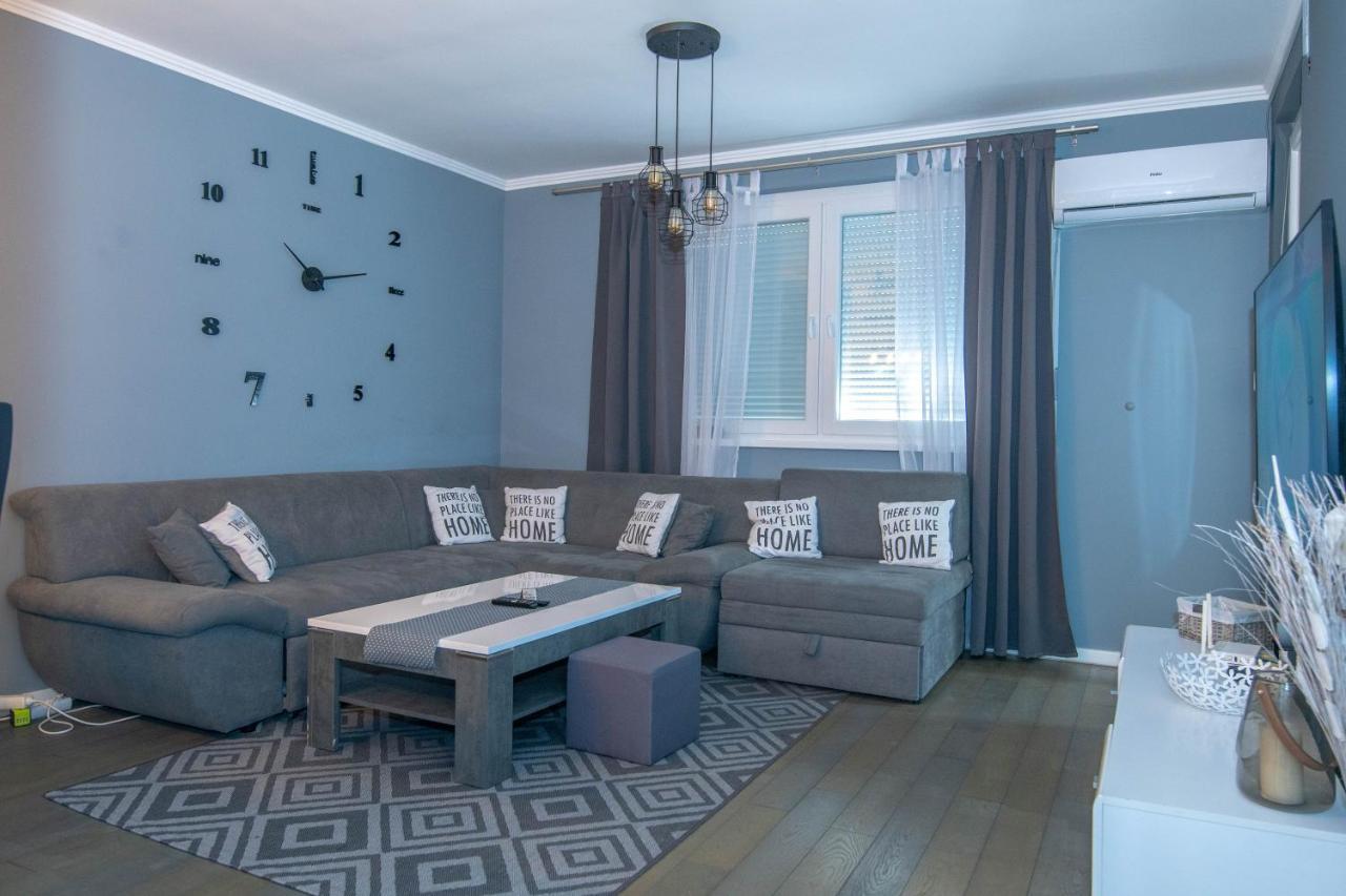 Athena Apartman Lukavica Exterior foto